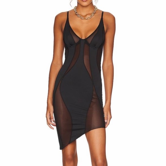 REVOLVE Dresses & Skirts - Swirl Dress